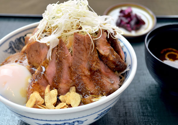 とんてき丼600